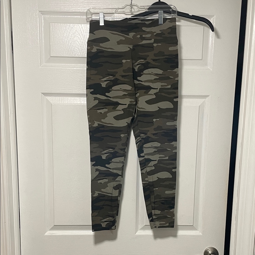 Express Camouflage Leggings